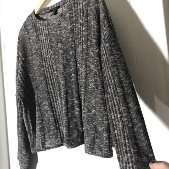 Forever 21 Black & Gray Textured Sweater - Picture 6 of 9